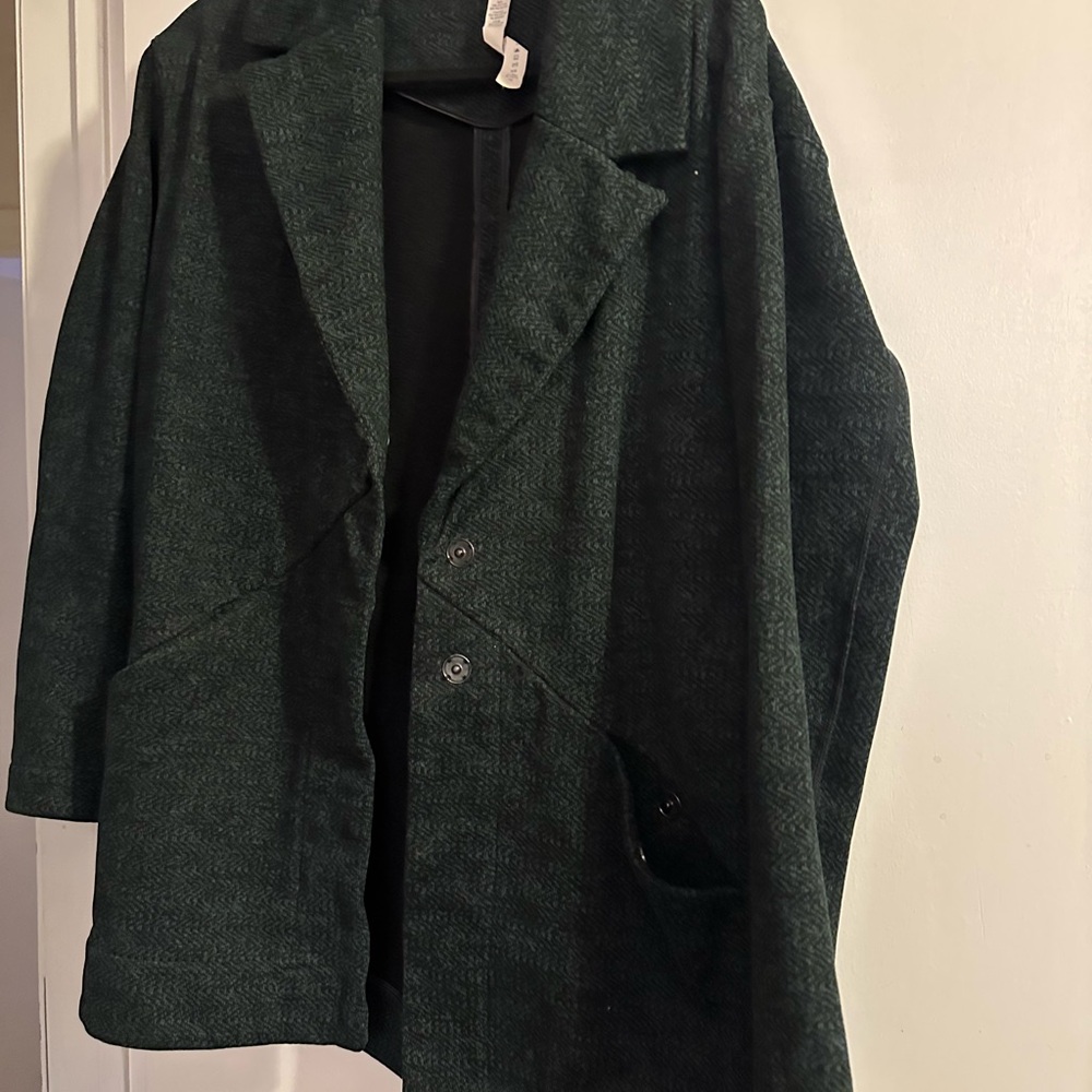 Lululemon Cozy Car Coat Size 10 Green Textured Jacquard Oversized Jacket